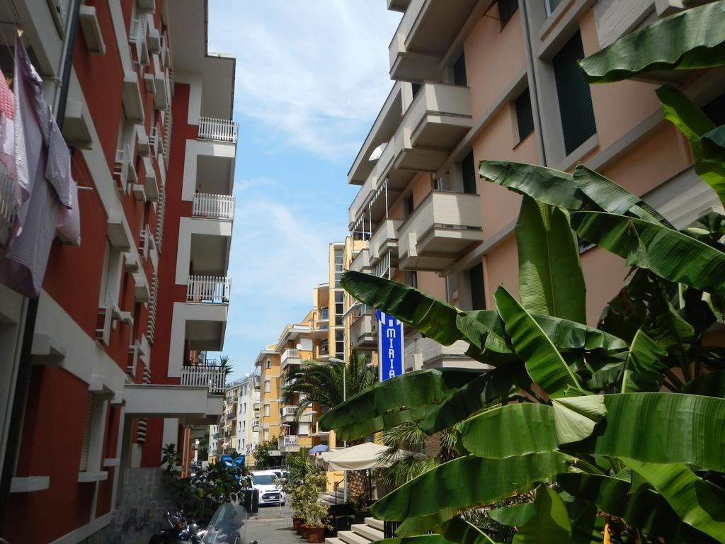 Hotel Miriam เซสตรี เลวานเต ภายนอก รูปภาพ