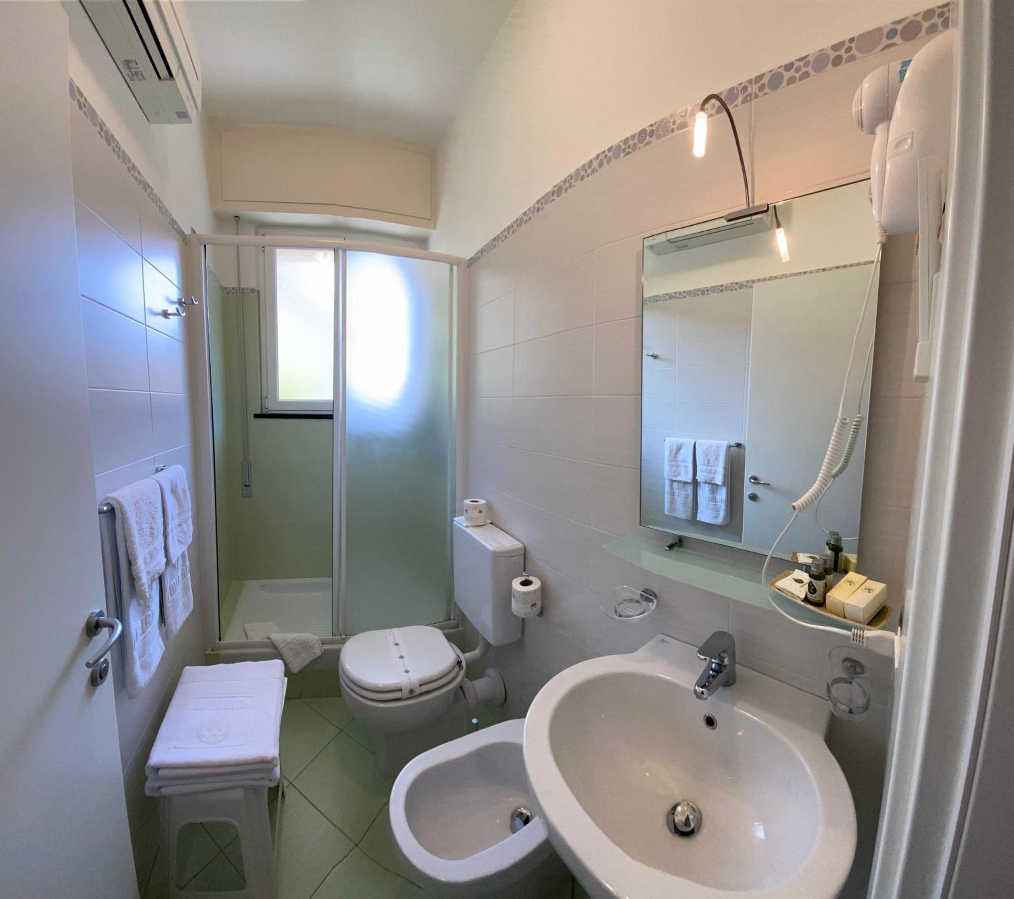 Hotel Miriam เซสตรี เลวานเต ภายนอก รูปภาพ